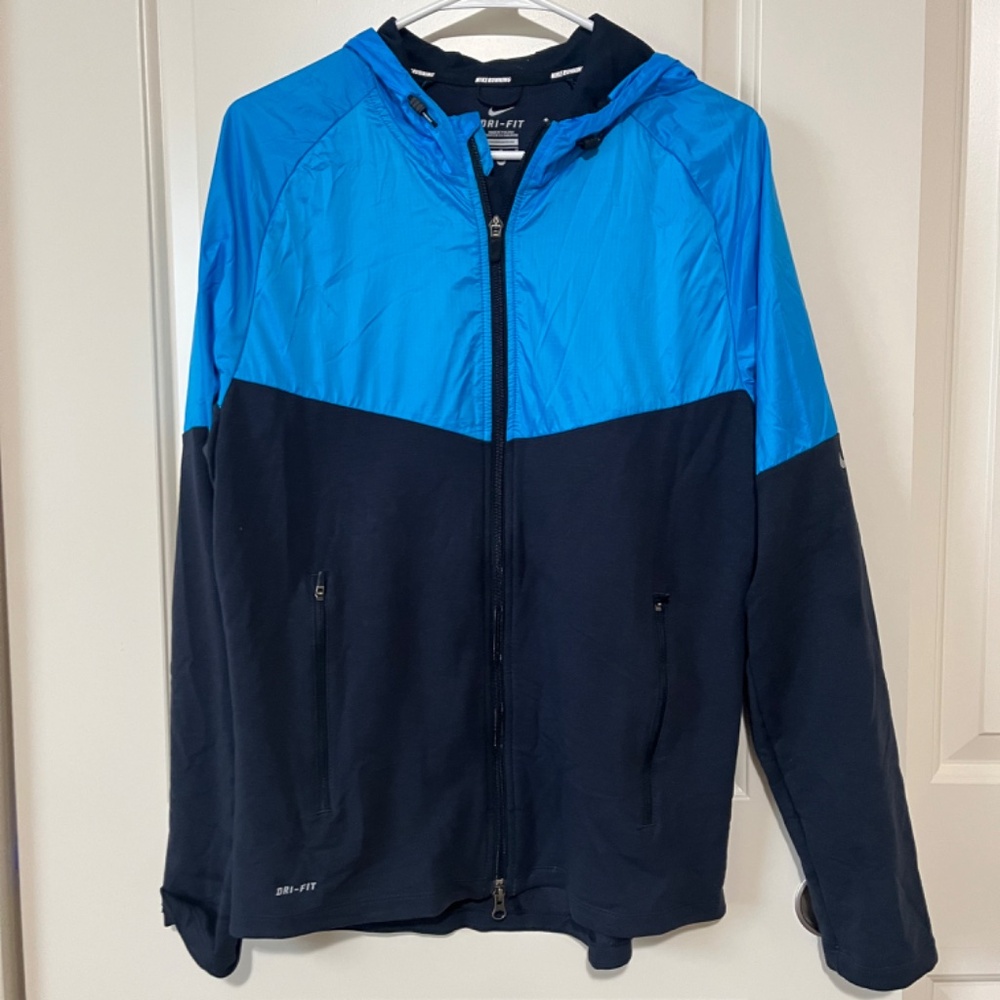 NWT Men Nike Dri-fit Running Jacket